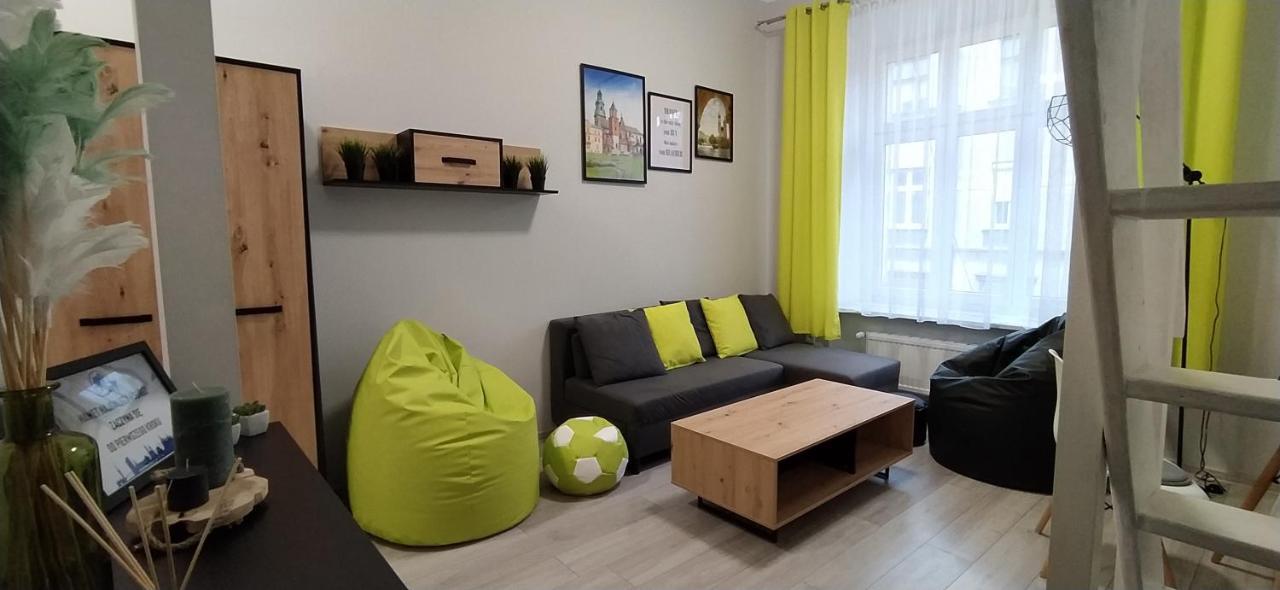 Discover Cracow Aparthostel 크라쿠프 외부 사진
