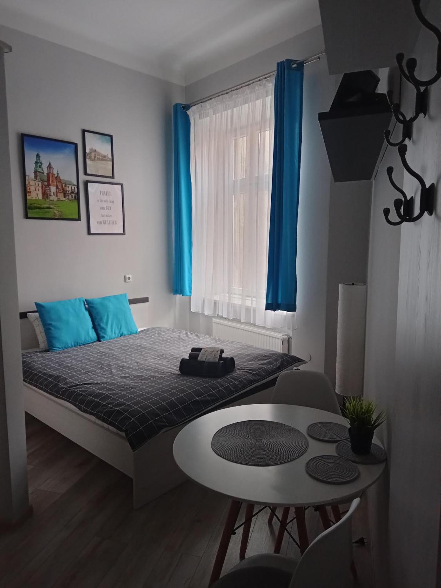 Discover Cracow Aparthostel 크라쿠프 외부 사진